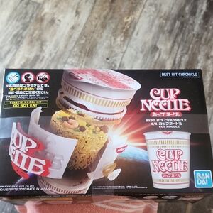 Cup Noodle Model Kit - Red and White